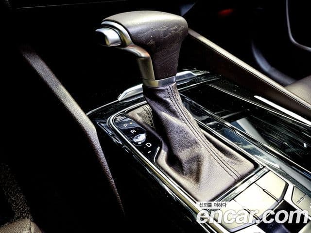 Kia All New K7 Prestige, 2016 9