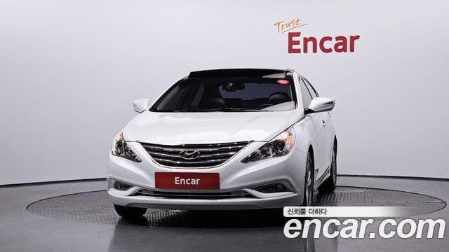 Hyundai YF Sonata Prime, 2012 3