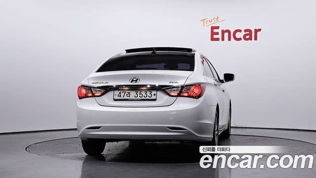 Hyundai YF Sonata Prime, 2012 4