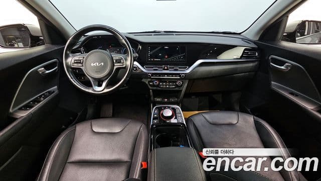 Kia Niro Plus Air, 2023 7