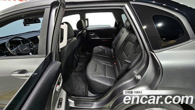 Kia Niro Plus Air, 2023 11