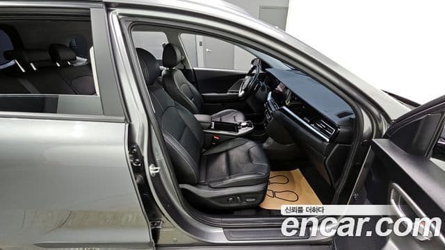 Kia Niro Plus Air, 2023 13