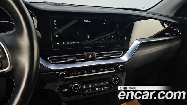 Kia Niro Plus Air, 2023 17