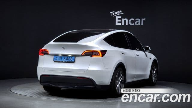 Tesla модель Y Standard Range RWD, 2021 2