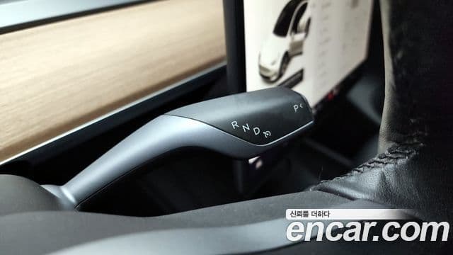 Tesla модель Y Standard Range RWD, 2021 9