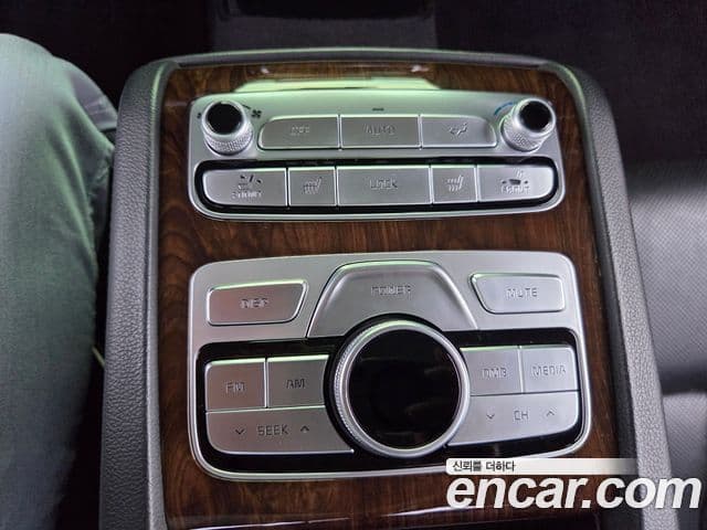 Kia The / новый K9, 2019 10