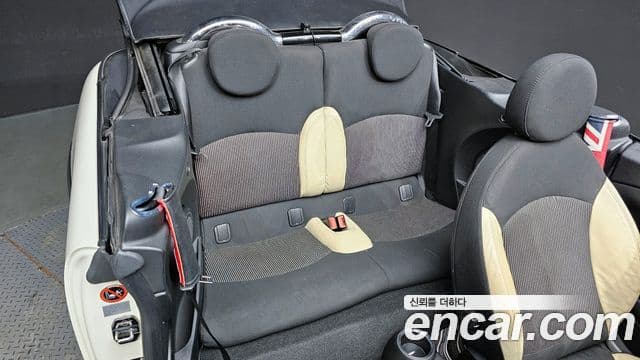 Mini Cooper кабриолет 2세대, 2009 12