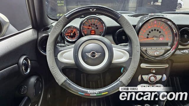 Mini Cooper кабриолет 2세대, 2009 13