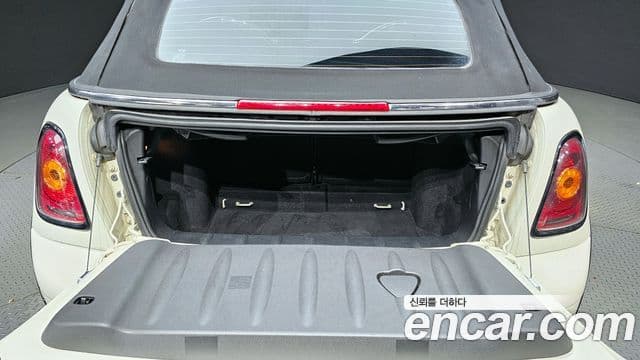Mini Cooper кабриолет 2세대, 2009 18