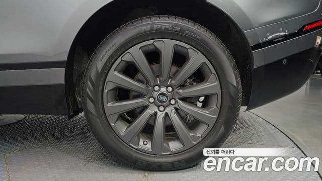 Land Rover Range Rover Velar 3.0 D300 R-Dynamic SE, 2018 все фото