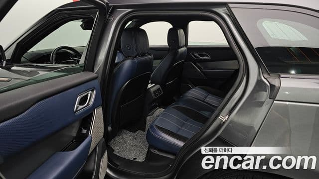 Land Rover Range Rover Velar 3.0 D300 R-Dynamic SE, 2018 11