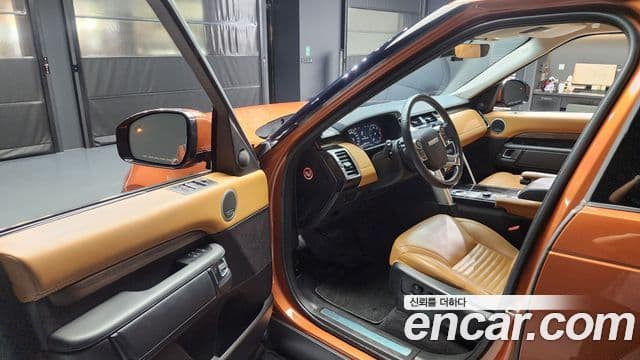 Land Rover Discovery 5 Luxury, 2018 10