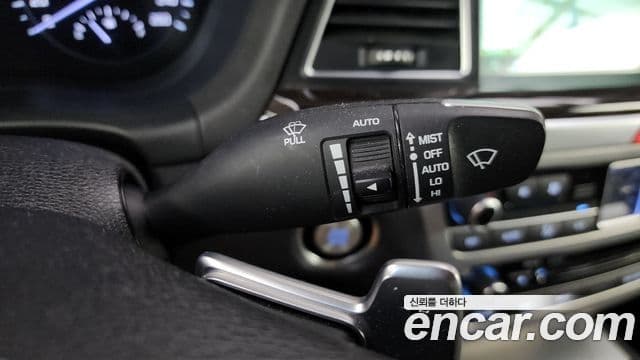 Genesis G80 Premium Luxury, 2018 18