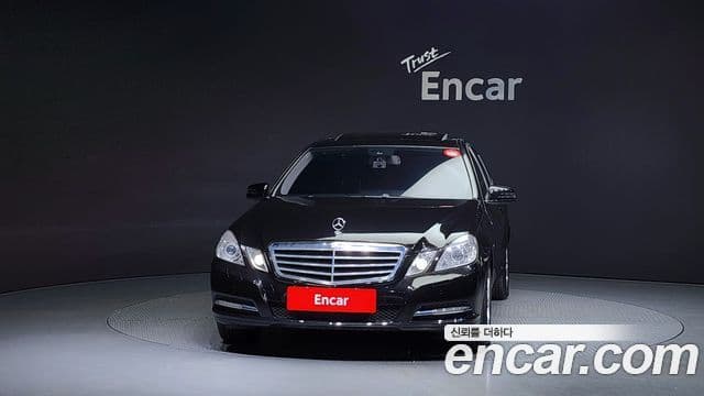 Mercedes-Benz E-класс W212 E200 CGI, 2012 3