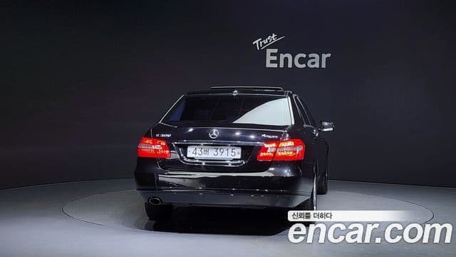 Mercedes-Benz E-класс W212 E200 CGI, 2012 4