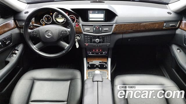 Mercedes-Benz E-класс W212 E200 CGI, 2012 7