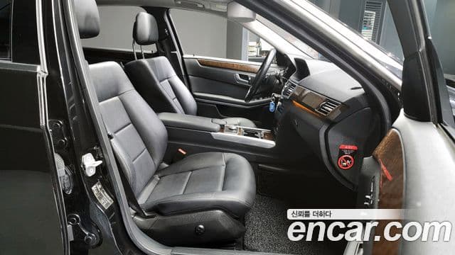 Mercedes-Benz E-класс W212 E200 CGI, 2012 11