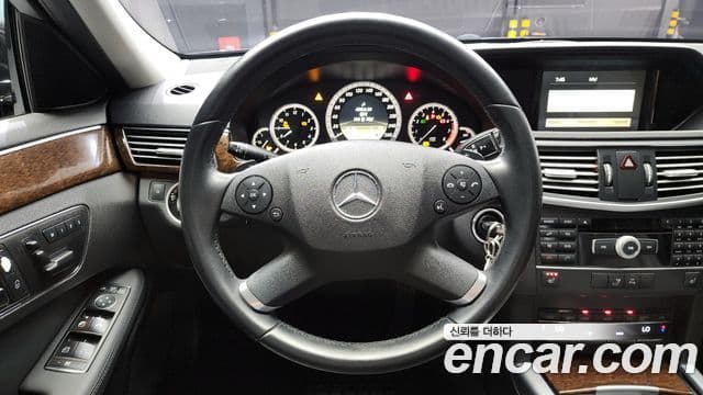 Mercedes-Benz E-класс W212 E200 CGI, 2012 13