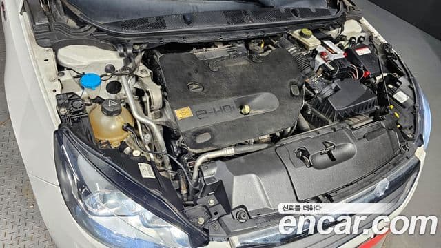 Peugeot 308 2세대 2.0 BlueHDi Active, 2014 6