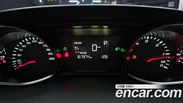 Peugeot 308 2세대 2.0 BlueHDi Active, 2014 8