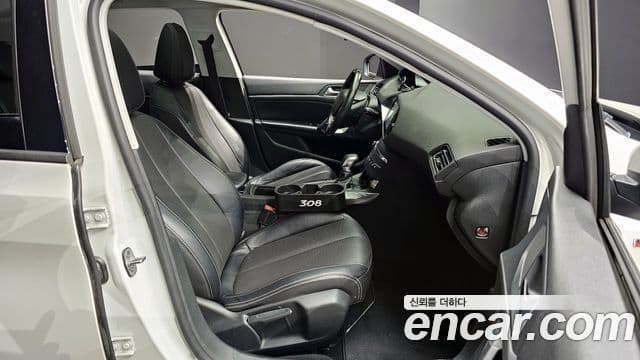 Peugeot 308 2세대 2.0 BlueHDi Active, 2014 11