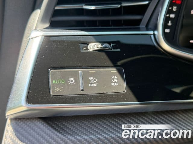 Audi RSQ8 (4M) 4.0 TFSI Quattro performance, 2025 11