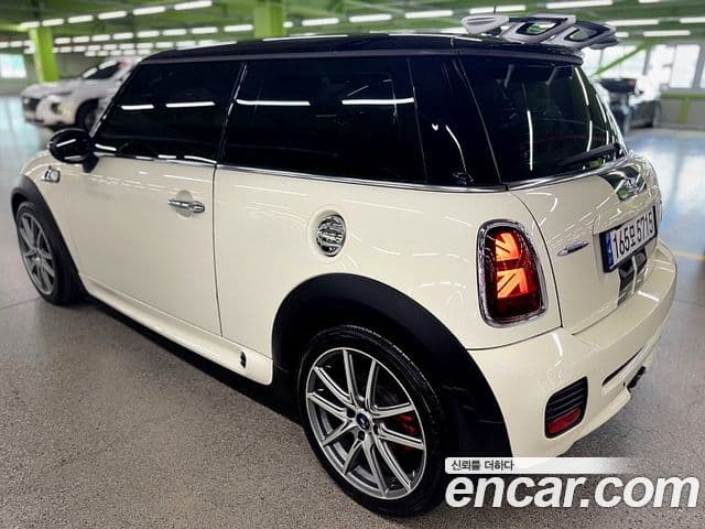 Mini Cooper S 2세대, 2010 2