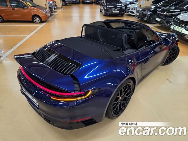 Porsche 911 (992) Carrera 4 GTS кабриолет, 2024 4