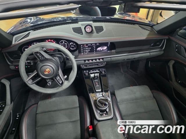 Porsche 911 (992) Carrera 4 GTS кабриолет, 2024 10