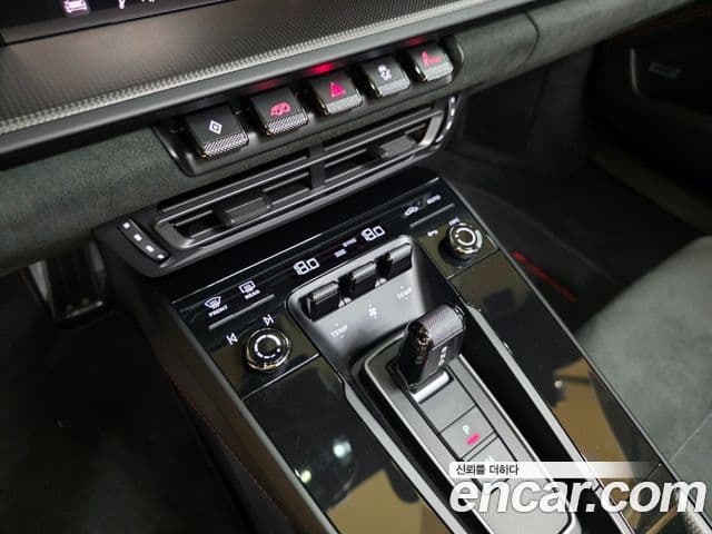 Porsche 911 (992) Carrera 4 GTS кабриолет, 2024 15