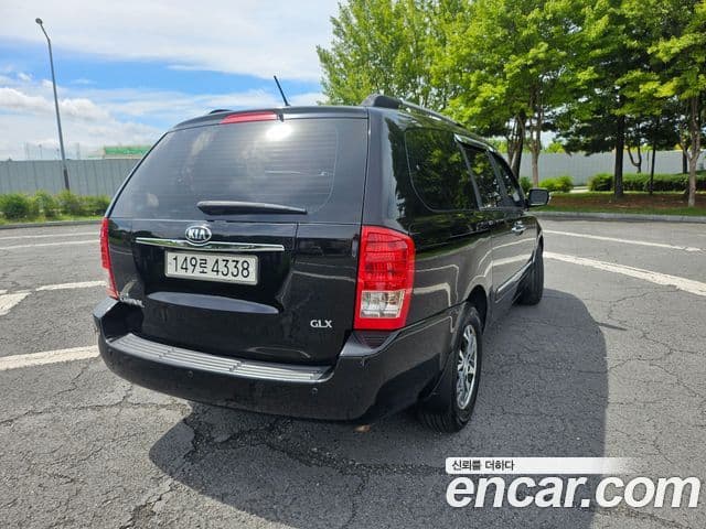 Kia Carnival R Premium, 2013 7