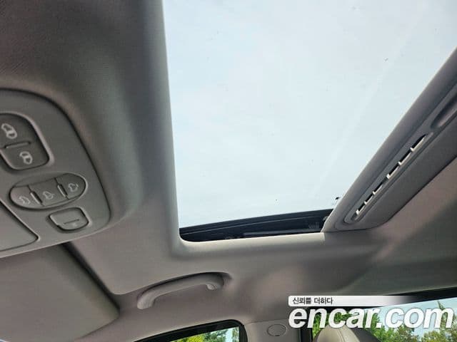 Kia Carnival R Premium, 2013 15