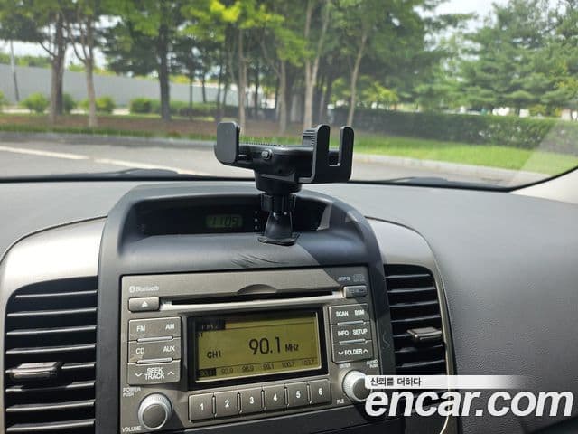 Kia Carnival R Premium, 2013 16