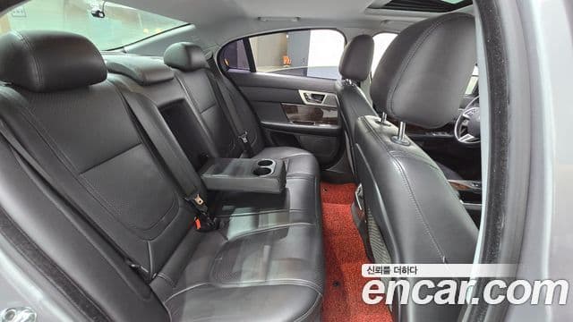 Jaguar New XF X250, 2013 12