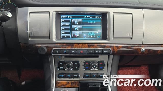 Jaguar New XF X250, 2013 15