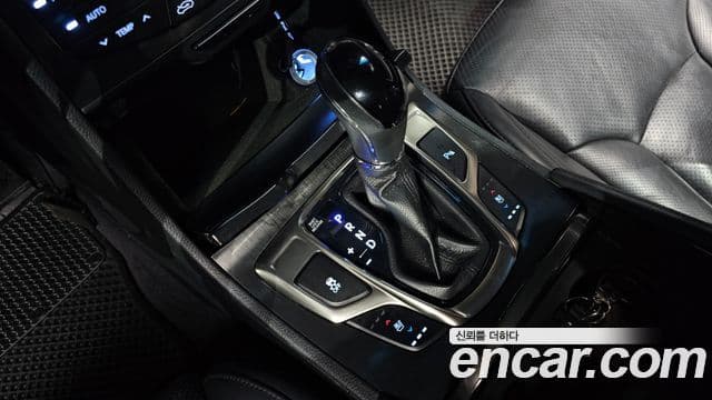 Hyundai Grandeur HG Modern, 2014 9