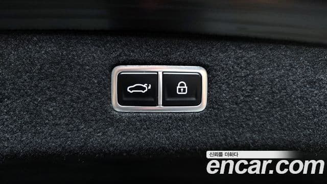 Genesis G90 (RS4) бензин 3.5 турбо e-S/C AWD LWB, 2022 18