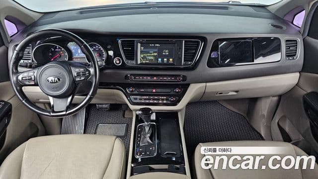 Kia All New Carnival Prestige, 2015 7
