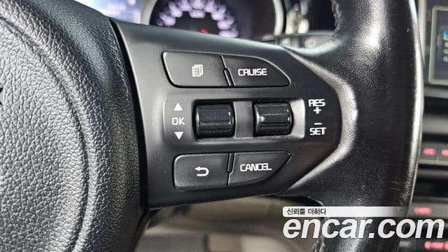 Kia All New Carnival Prestige, 2015 14