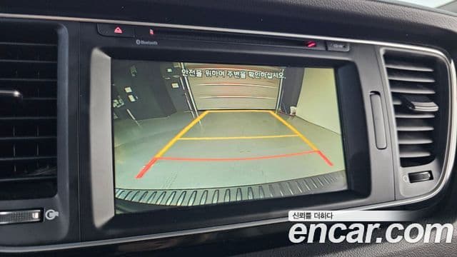 Kia All New Carnival Prestige, 2015 16