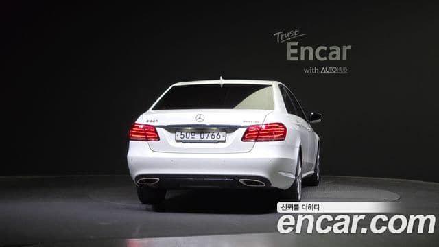 Mercedes-Benz E-класс W212 E220 BlueTEC Avantgarde Sport, 2016 4