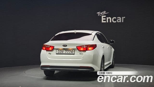 Kia K5 гибрид Luxury, 2014 4