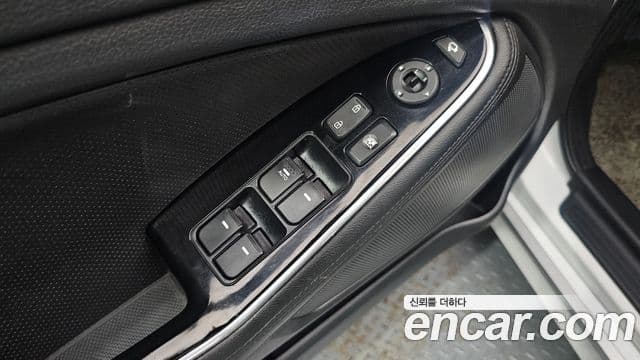 Kia K5 гибрид Luxury, 2014 19