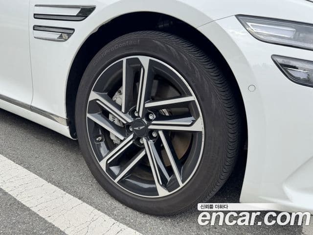 Genesis G80 (RG3) бензин 2.5 турбо AWD, 2025 6