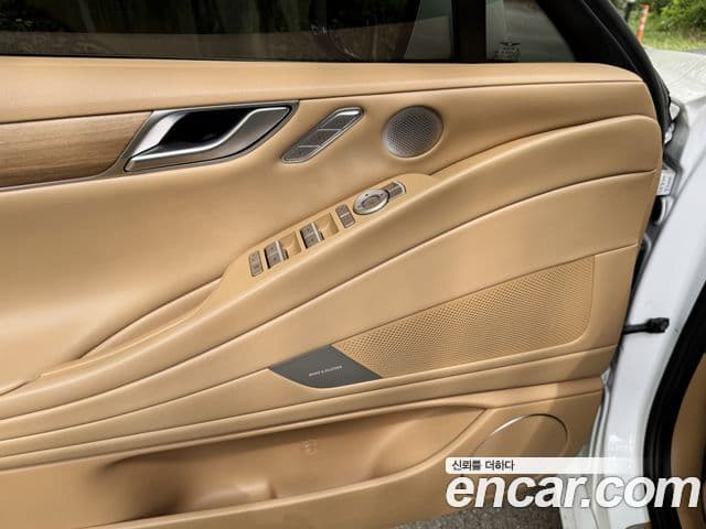 Genesis G80 (RG3) бензин 2.5 турбо AWD, 2025 9