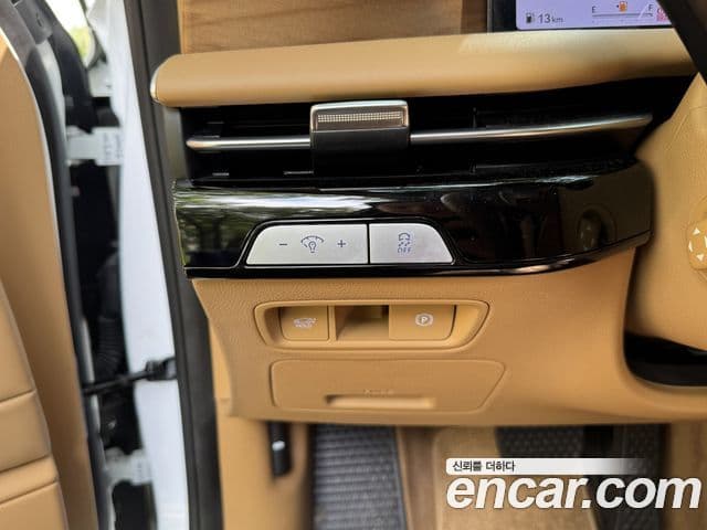 Genesis G80 (RG3) бензин 2.5 турбо AWD, 2025 13