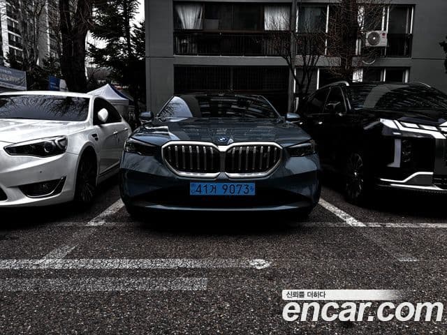 BMW i5 (G60) eDrive 40, 2024 1