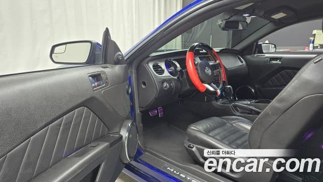 Ford Mustang купе, 2014 11