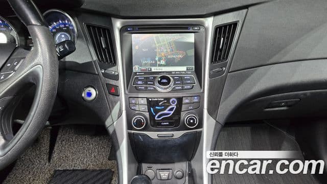 Hyundai YF Sonata LPI top, 2011 14