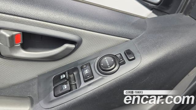 Hyundai Grand Starex CVX Premium, 2015 17